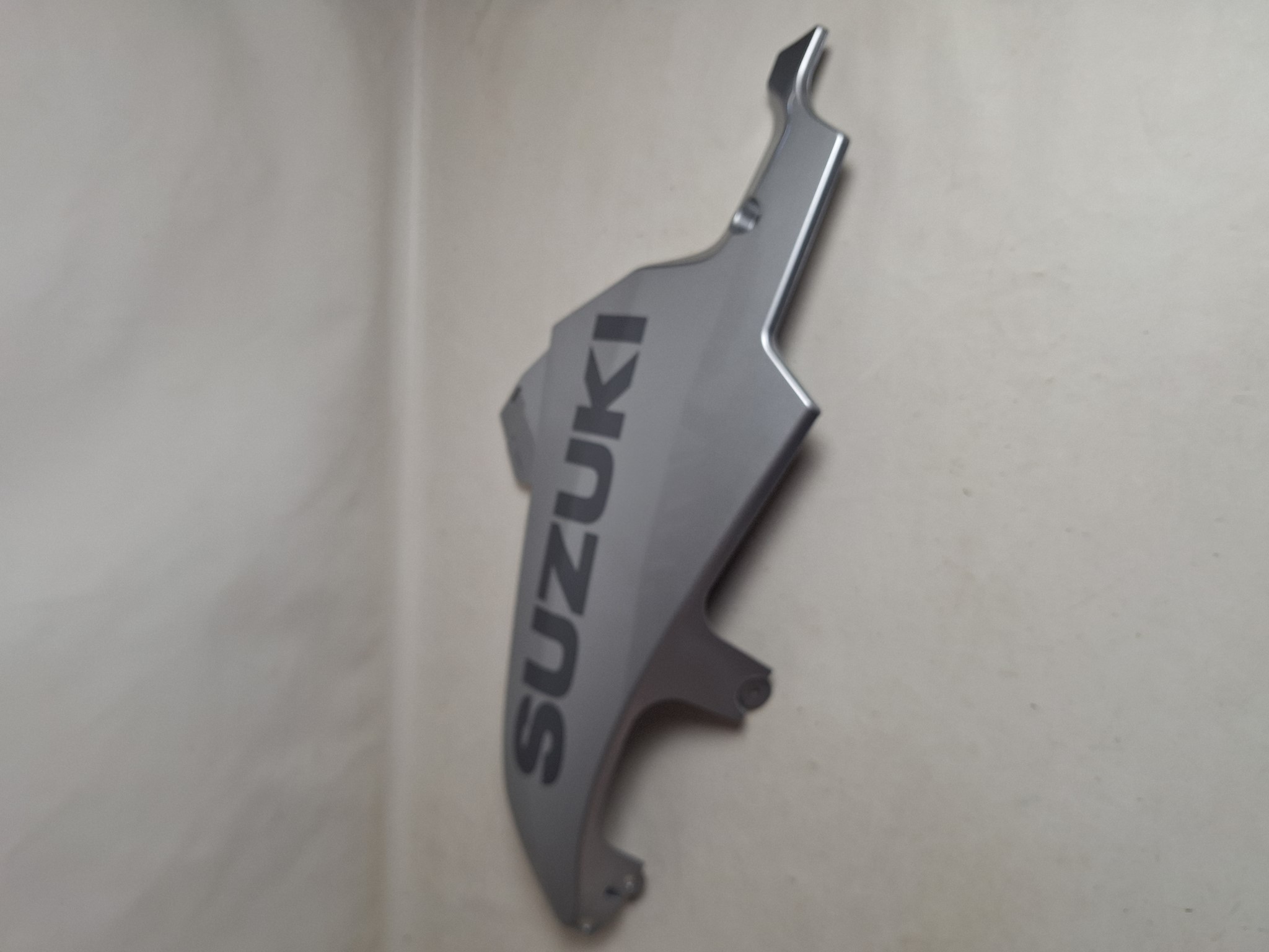 Picture of SUZUKI  VERKLEIDUNG  94480-37H00-5JX